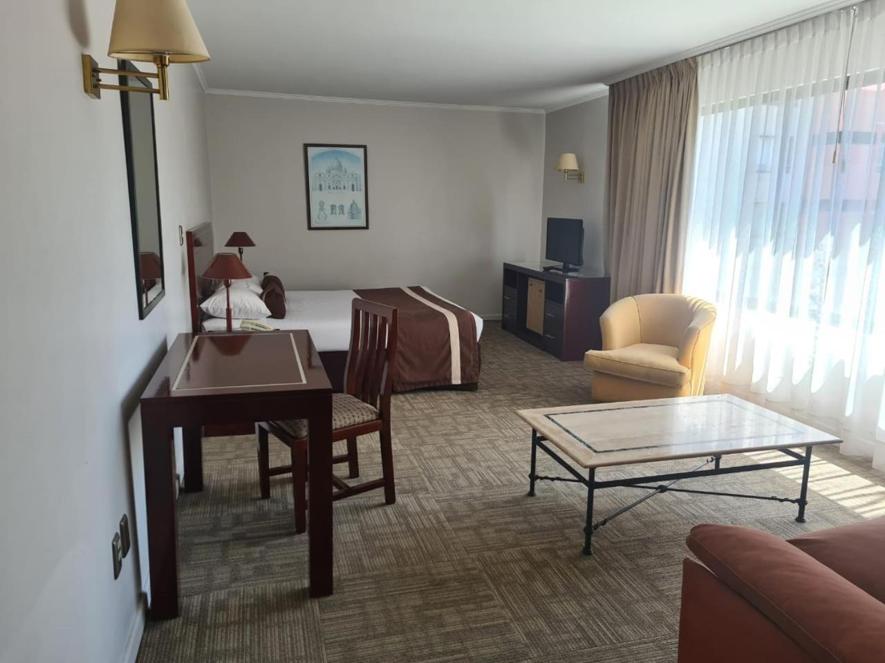 Hotel Leonardo da Vinci Santiago Luaran gambar